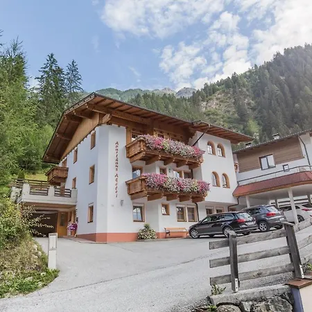 Aparthaus Akelei Апартаменты Нойштифт-им-Штубайталь